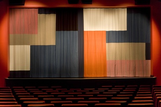 Ridå, Folkets Hus i Lilla Edet 2010 © Anna Tegeström Wolgers