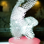 KONTAKT SÖKES 2024, verk i samarbete med Sara Wallstedt. Fotograf Jonne Covers © Emilia Elfvik