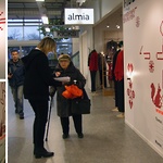 (mitt i) ruljansen, faderullan lej. Kommersiell verksamhet är en verksamhet som omsätter pengar och vars avsikt är att ge intäkter... /Wikipedia, Sollentuna Centrum 2007 © Maria Wahlgren